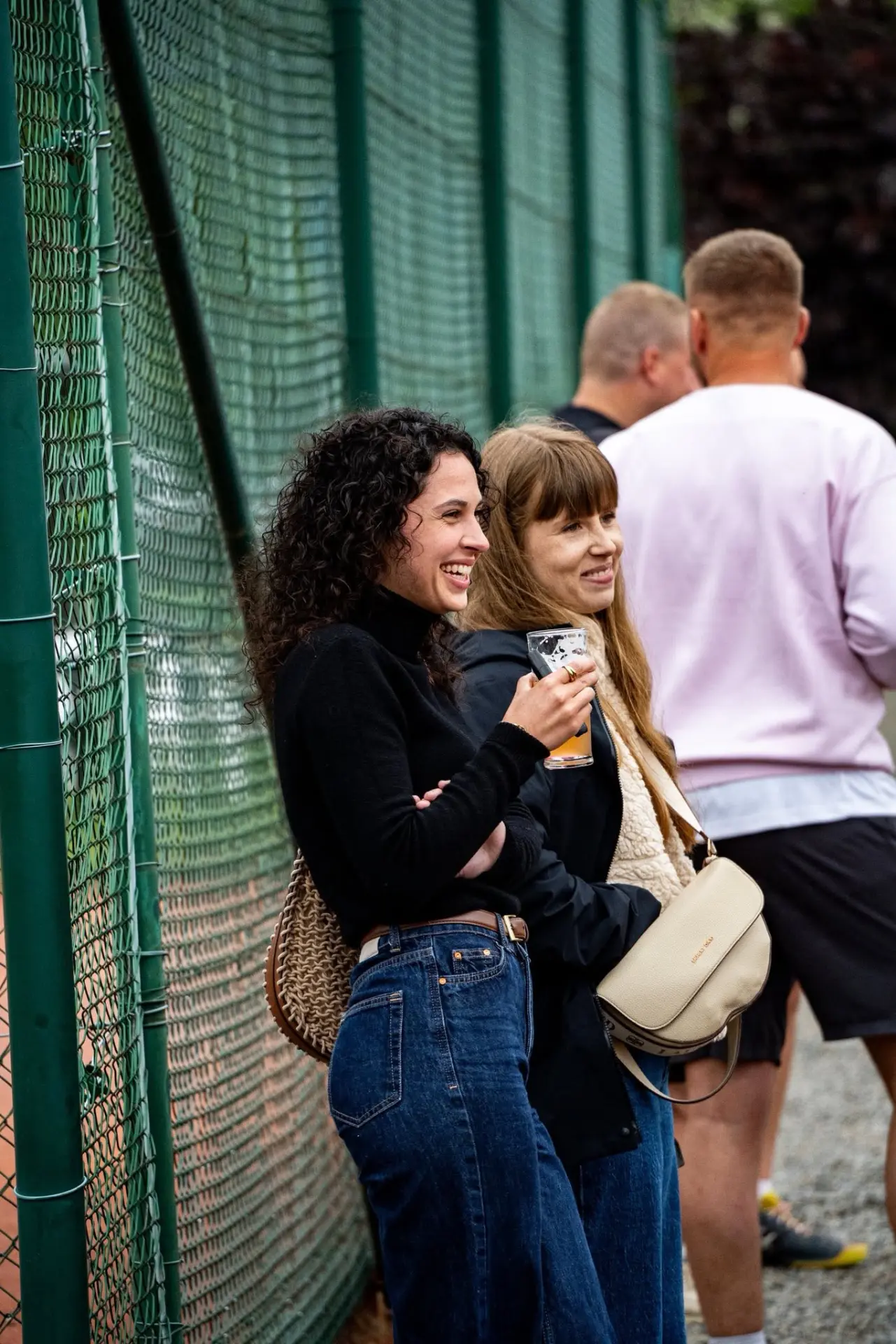 Ambiance conviviale au bord des courts du TC Godinne