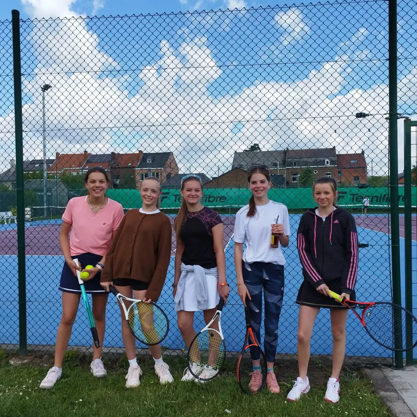 Jeunes joueuses du TC Godinne